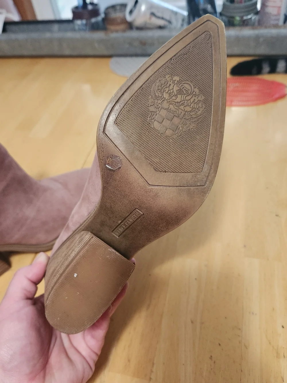 Women’s Suede Pointed Toe Ankle Boots - Dusty Mauve - Vince Camuto- 8m/39.5